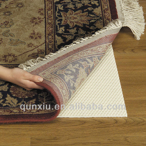 Mata zatrzymująca dywaniki z tworzywa sztucznego