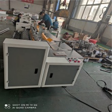 Automatic paper sloter partition machine