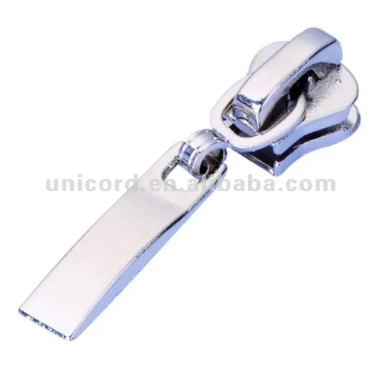 High Quality Decorative Zipper Pull