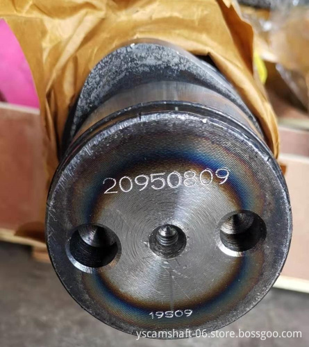 Original Quality Truck Excavator Diesel Engine Spare Parts - D16 Camshaft 20950809 Manufacturer Direct Sell
