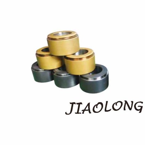 Seaming roller for canned food packing