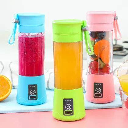 Portable Rechargeable Mini Juicer Blender