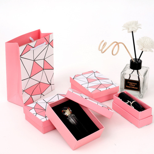 Cosméticos Set de lápiz labial Cajas de regalo de papel rosa