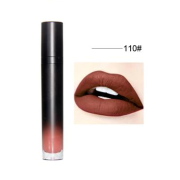 Lipstik cair matte pigmen tinggi: uap air dan pakaian panjang 24 jam