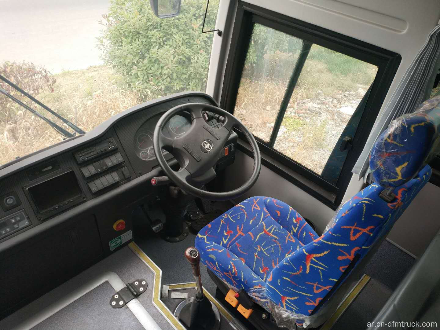 الحافلات دونغفنغ 31 مقعدا