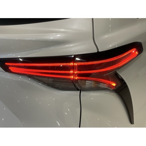 2023 Toyota Sienna 2.5L Hybrid Premium Edition