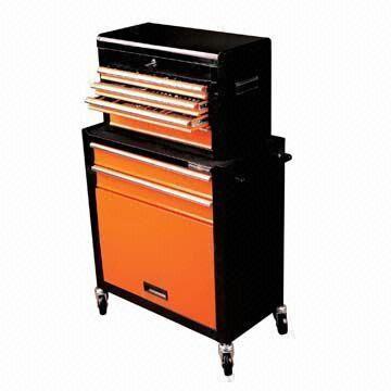 Tool cabinet, extension bar