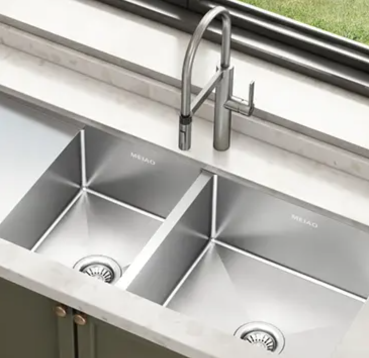 stainless steel kitchen sink