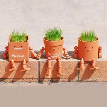 Mini Plant/Grass Doll with Modeling Realistic, Vivid Image and Vigorous Usage