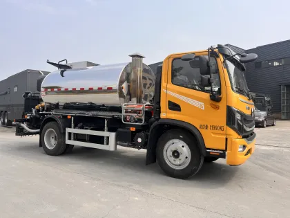 Asphalt Paver Distributor Truck Machinery