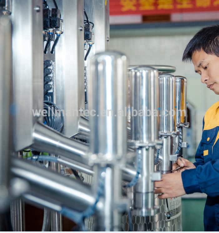 Liquid nitrogen dosing machine for mineral water