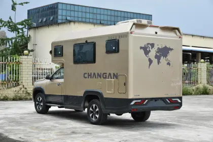 2023 ChangAn RV 2.4T 211HP 4x4 Gasoline Motor Home Camper Truck