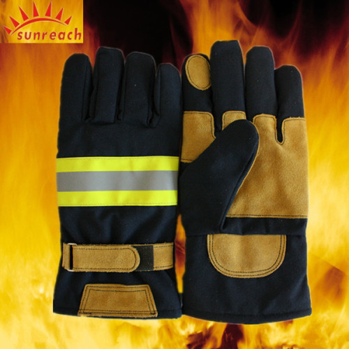 En659 Nomex Fire Fighting Gloves