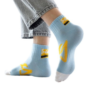 High Quality Men's Custom Short Cotton Socks - Trendy Low Cut Ankle Socks for Sports and Dress