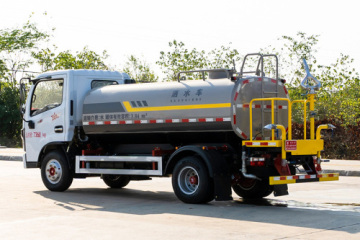 Dongfeng Dolika D7 Compressed Garbage Truck