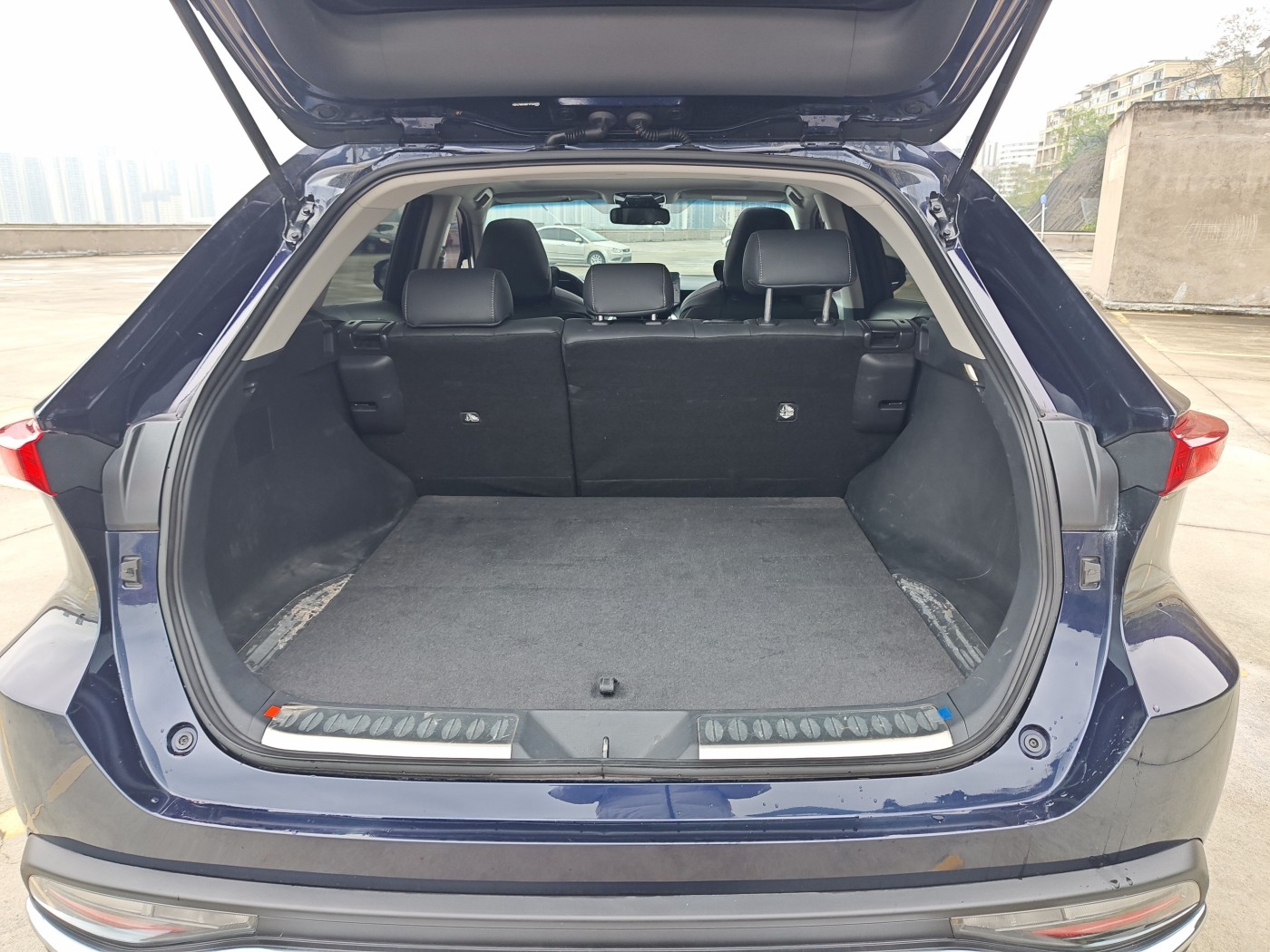 Preowned Toyota Harrier 2023 Basic Trim