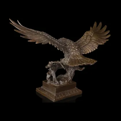 Wholesale life size bronze eagle sculpture for office decoration