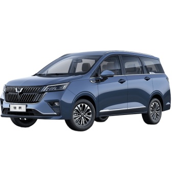 Security Durable Wuling Jiachen Gas Petrol Car 170km/H Compact MPV