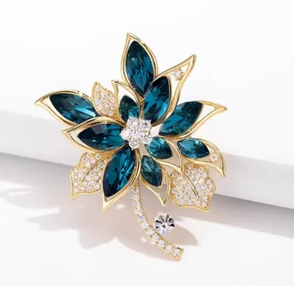 High-end ladies brooch