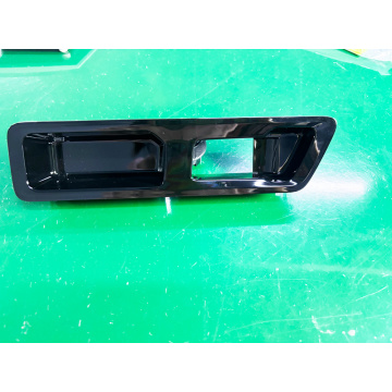 Phun đen tay nắm nội thất ô tô