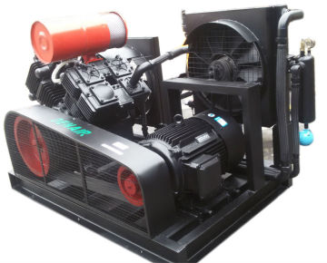 High pressure air compressor for cleaning machine