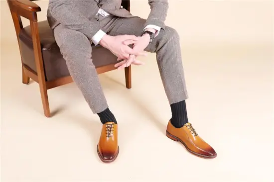 Men`s bike toe dress shoes