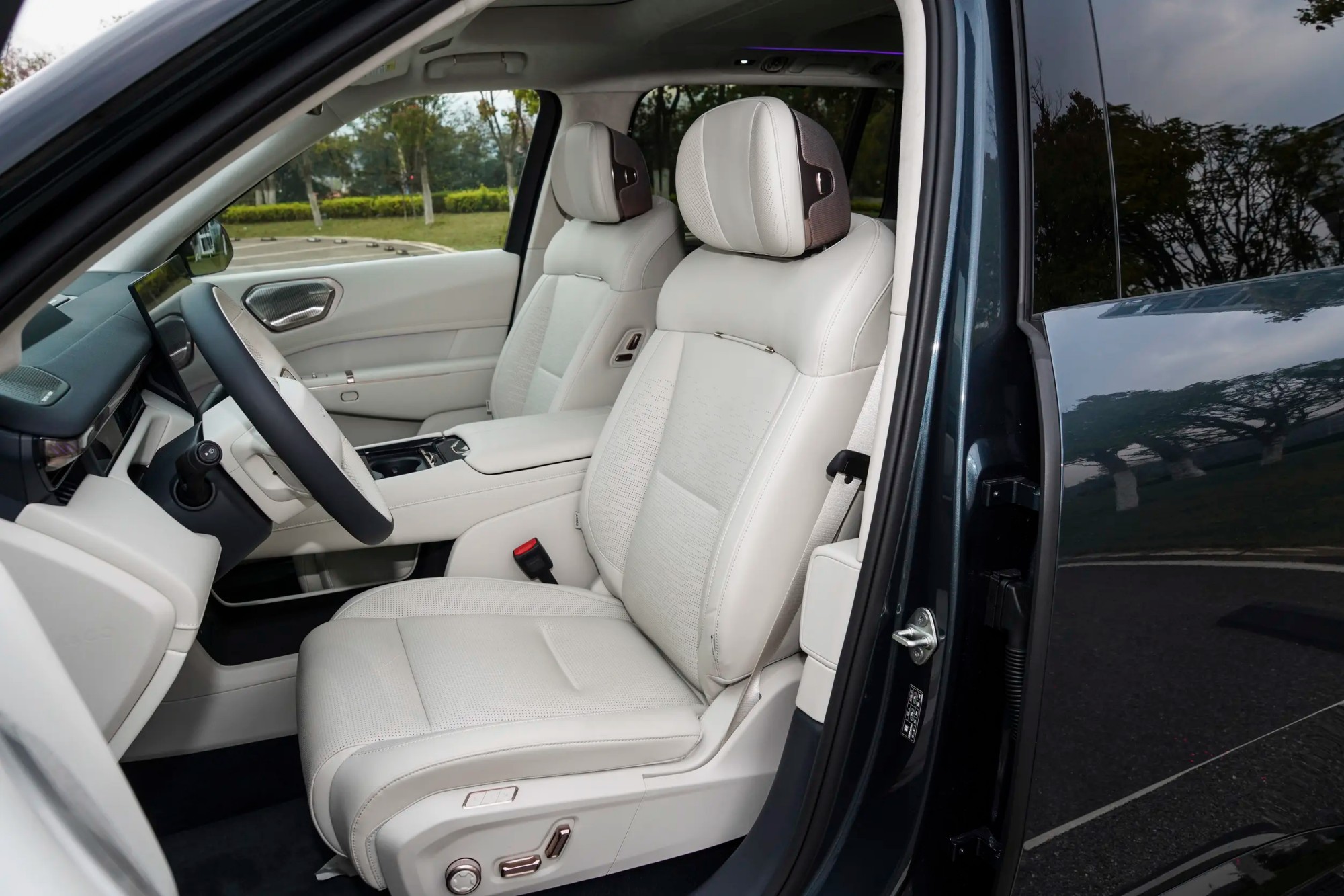 Lynk & Co 900 2025 2.0T