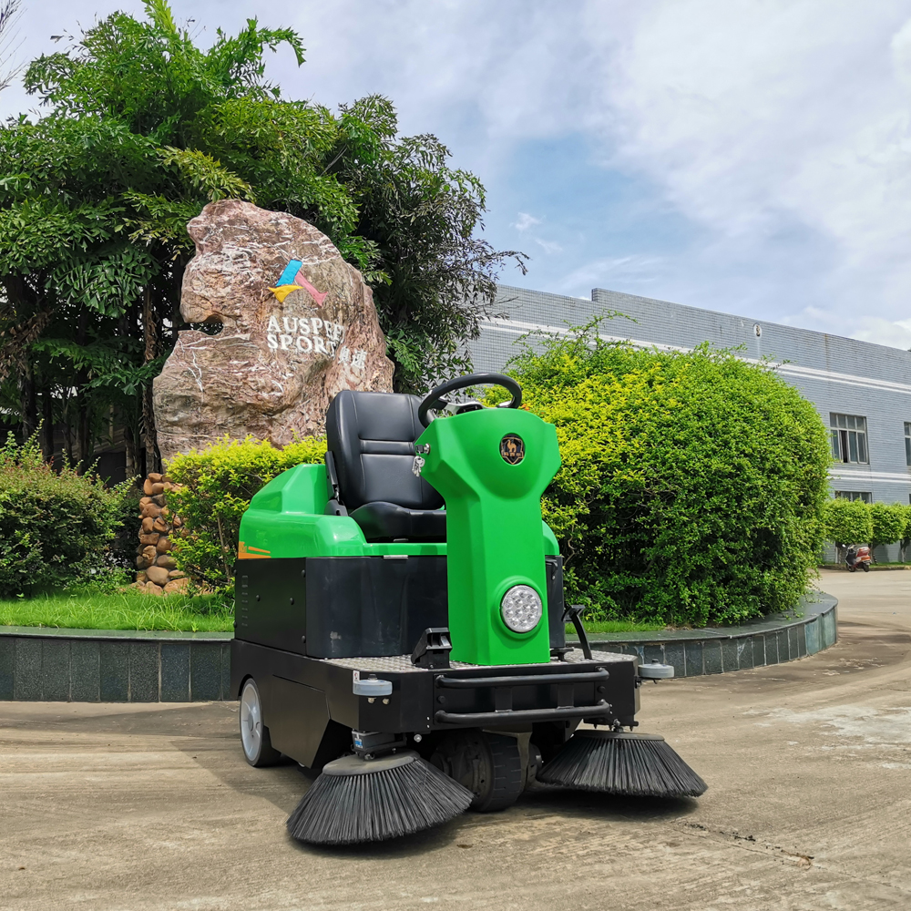 DQS13 Ride-on Electric Floor Scrubber