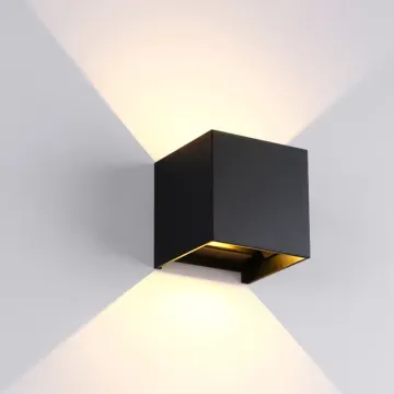 IP65 Aluminum Exterior Modern Cube Waterproof LED Wall Lamp