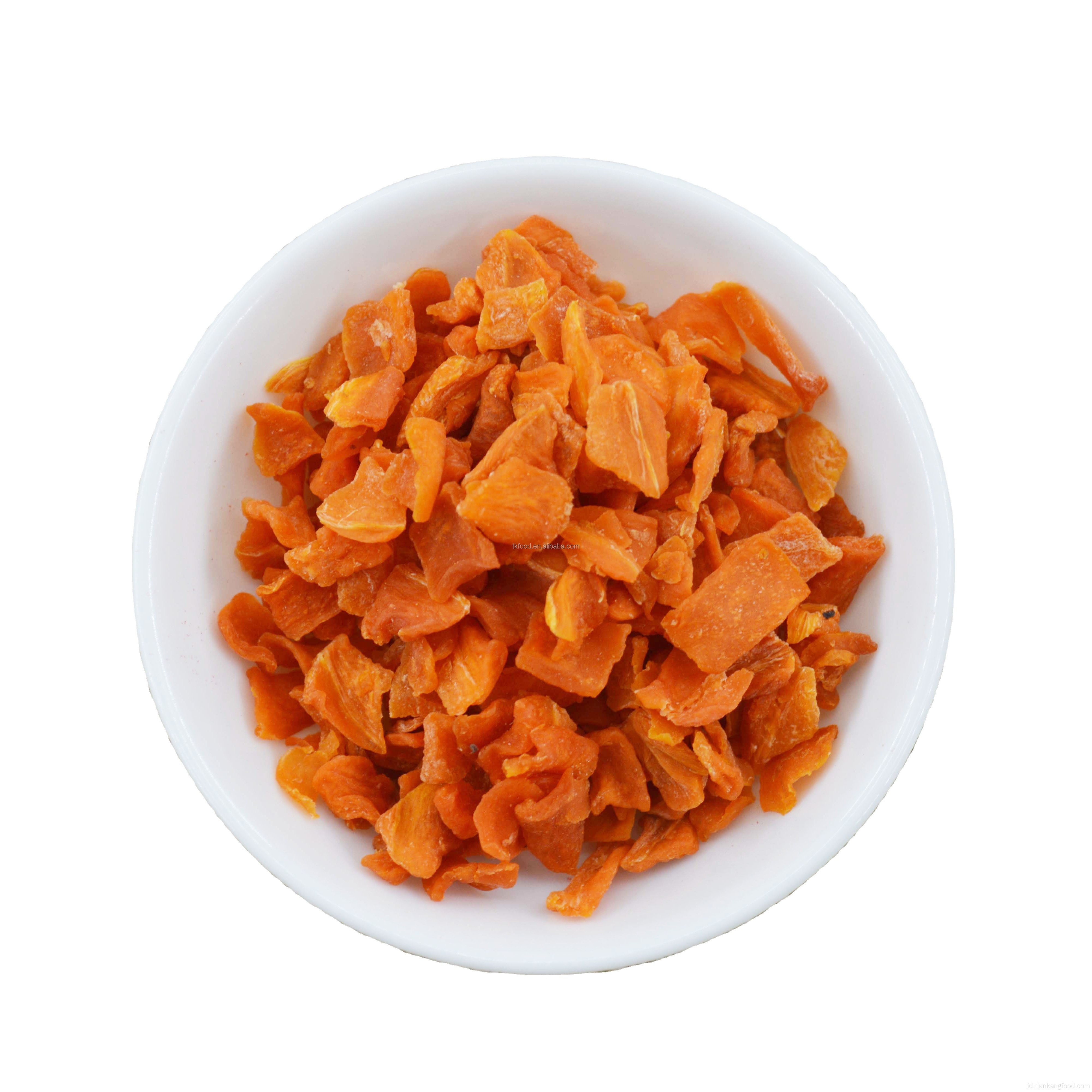 Serpihan wortel kering udara 5*5mm makanan vegetarian