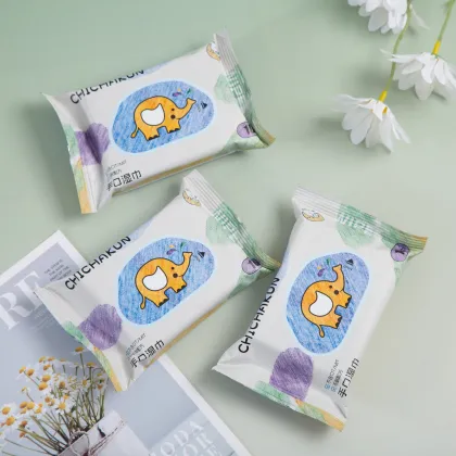Travel size baby wet wipes