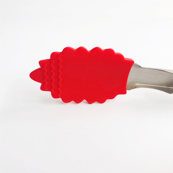 red silicone tongs