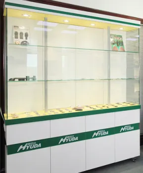 Display Cabinet 6
