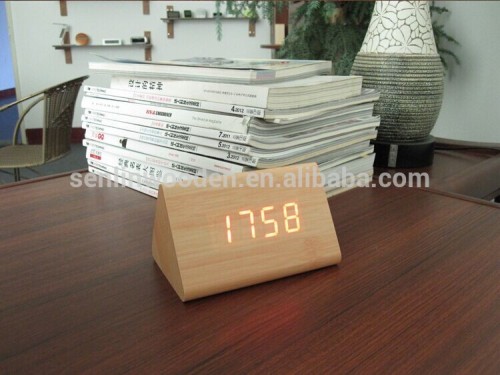 2015 Wooden clock table led digital clock