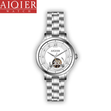 Montres de montres mécaniques pour hommes