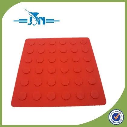 Plastic hello kitty shape silicone cup mat made in China