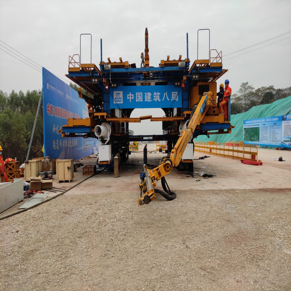 Drilling and blasting trolley5