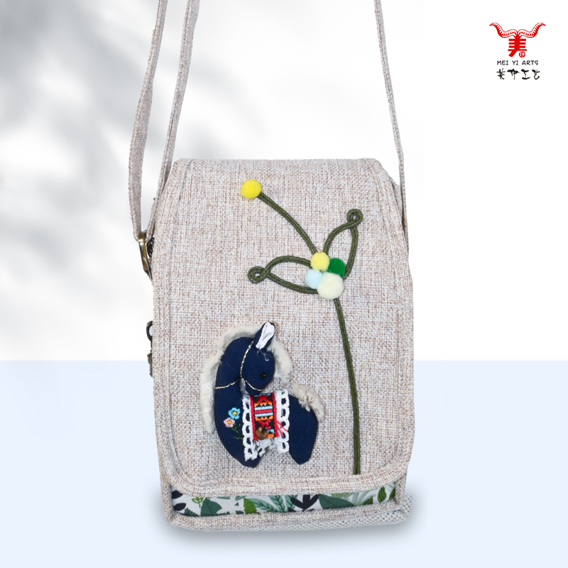 Flip top crossbody bag