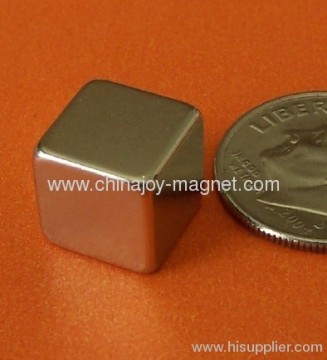 Magneti Ndfeb magneti della terra rara di cubo