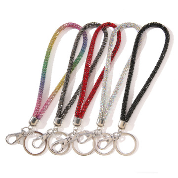 Cadeia de chave de diamante de strass de alta qualidade e colapidados de cristal de bling: aprimore seu estilo com elegante fecho de metal e keyring