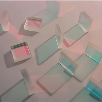 Filter Interferensi IR Pita Sempit untuk Pengenalan Wajah