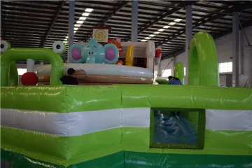hot selling kids green inflatable bounce house jumping castle combo