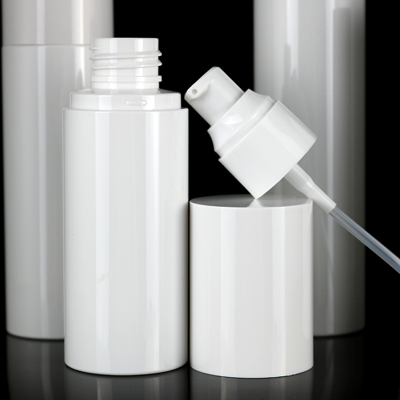 travel white plastic lotion pump bottle