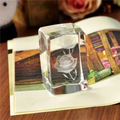 3D Laser Engraved Crystal Rose Cubes
