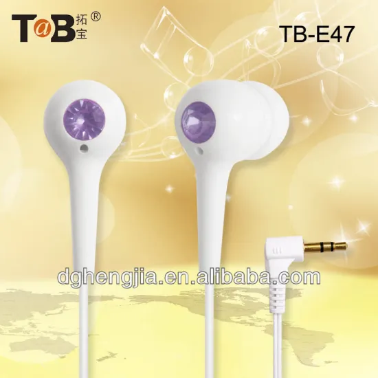 2015 new good quality made in china heart shape in-ear crystal diamond christmas earphones