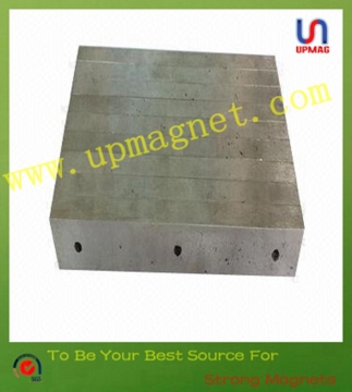 Cast AlNiCo permanent magnets