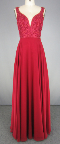 Váy dạ hội màu đỏ
