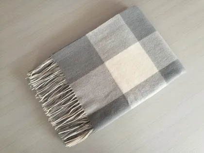 Wool blanket for men and women