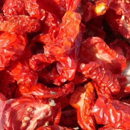 Sun dried Tomato Flakes