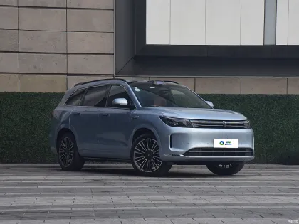 AITO M7: Chinese Luxury 2WD Electric SUV